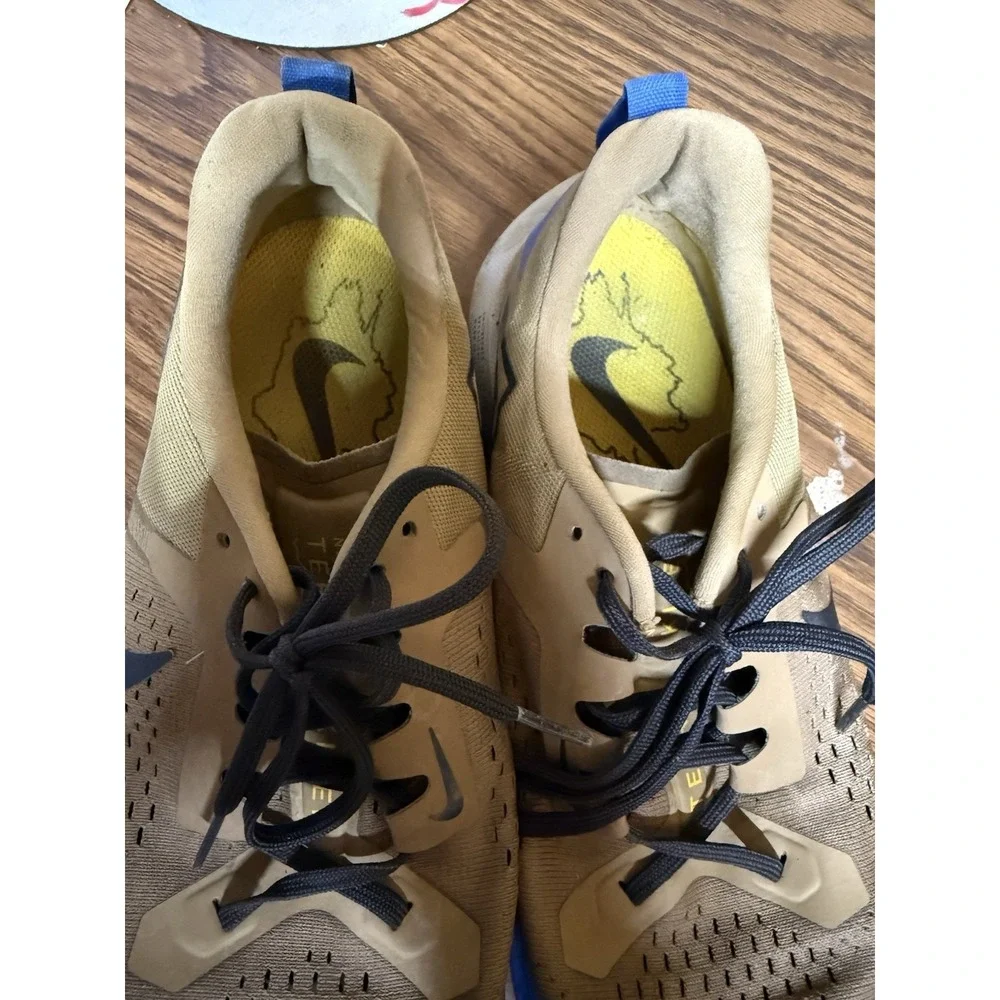 Nike Air Zoom Terra Kiger 5 Mens 12 Beechtree Trail Running Shoes AQ2219-200